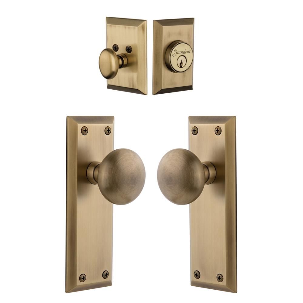 Grandeur by Nostalgic Warehouse Single Cylinder Combo Pack Keyed Differently - Fifth Avenue Plate with Fifth Avenue Knob and Matching Deadbolt in Vintage Brass